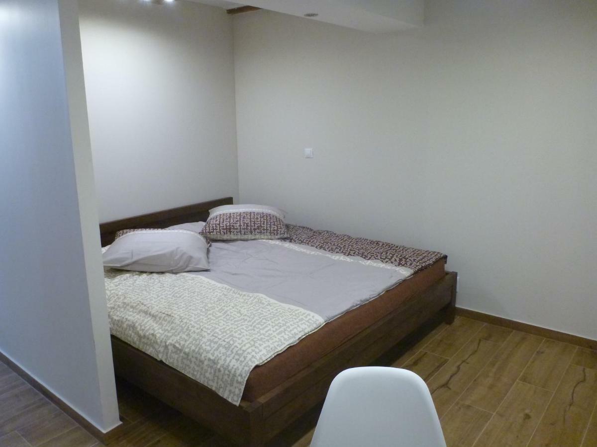 Apartament Na Brodatego Wroclaw Exterior photo