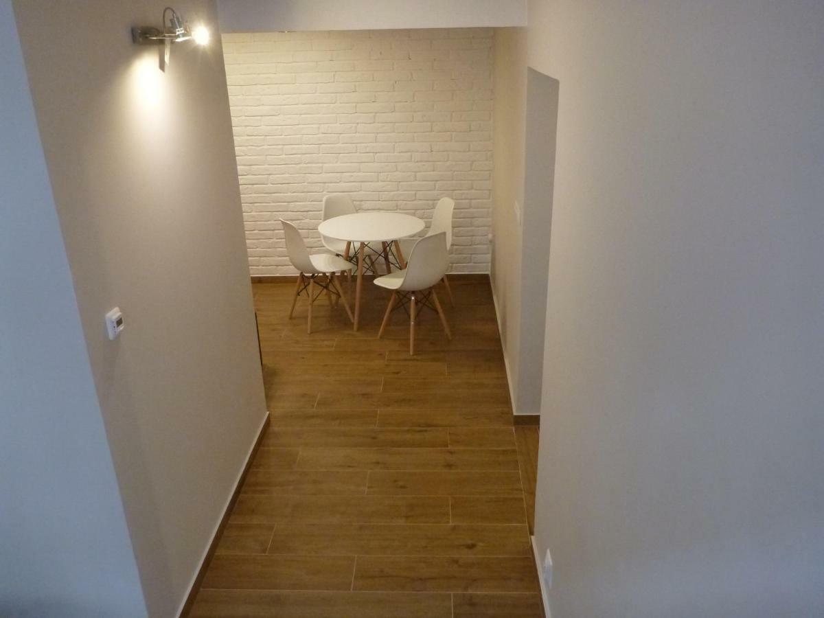 Apartament Na Brodatego Wroclaw Exterior photo